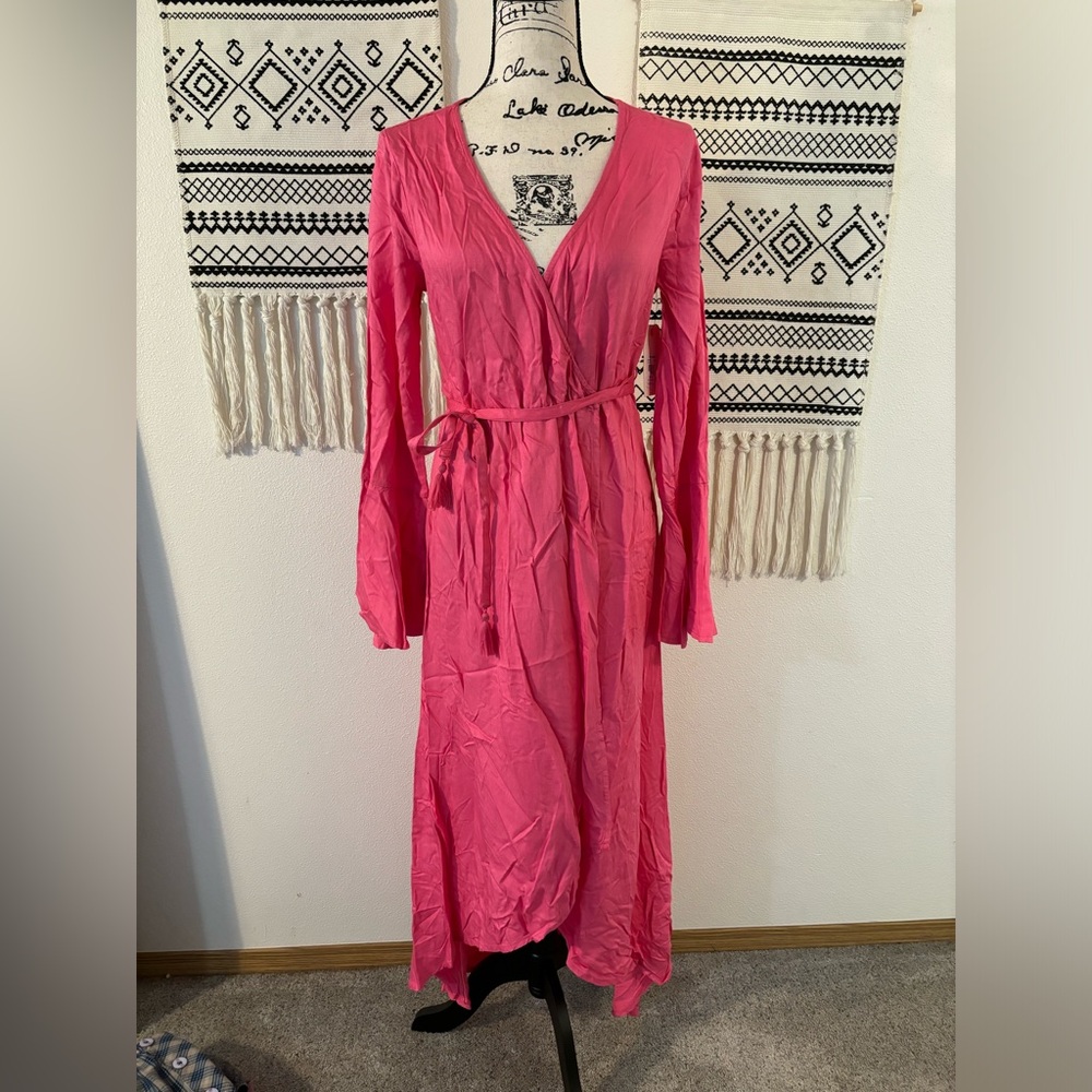 NEW WITH TAGS Billabong Wrap Dress